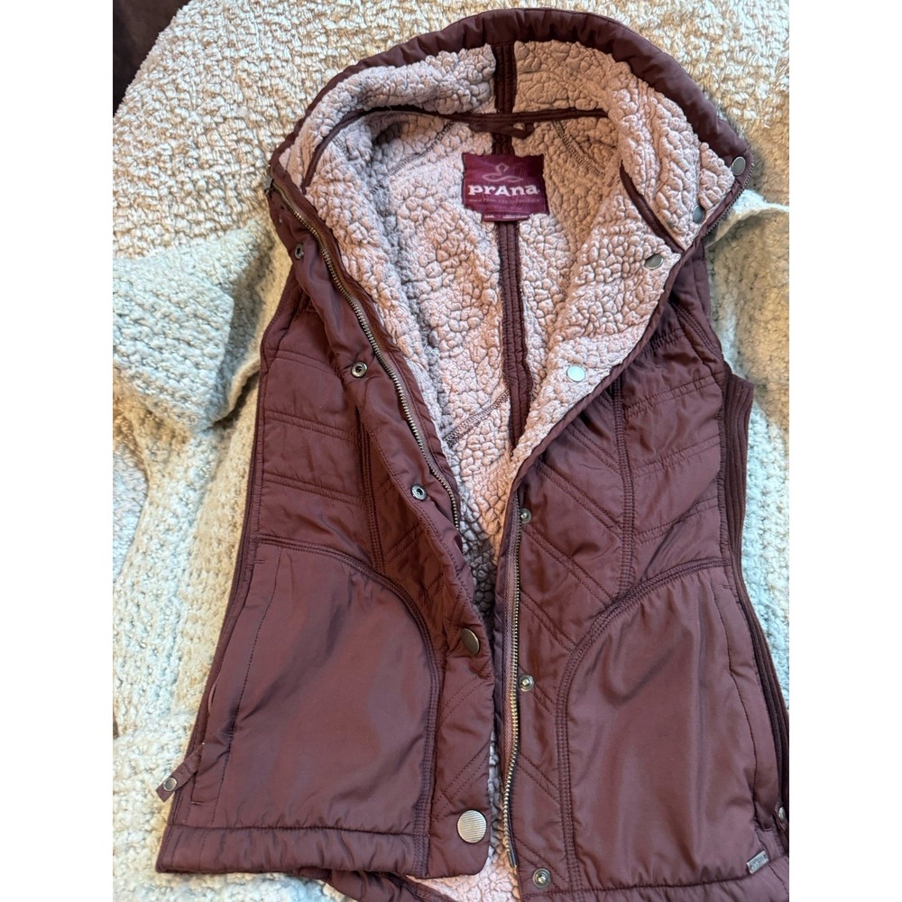 prAna Vest Womens Small Mauve Quilted Sherpa Lined Insulated Zip Snaps W13180560